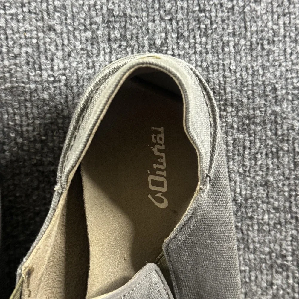 OluKai Nohea Lole Shoes Mens Size 10.5 Gray Canvas Slip On Logo Comfort